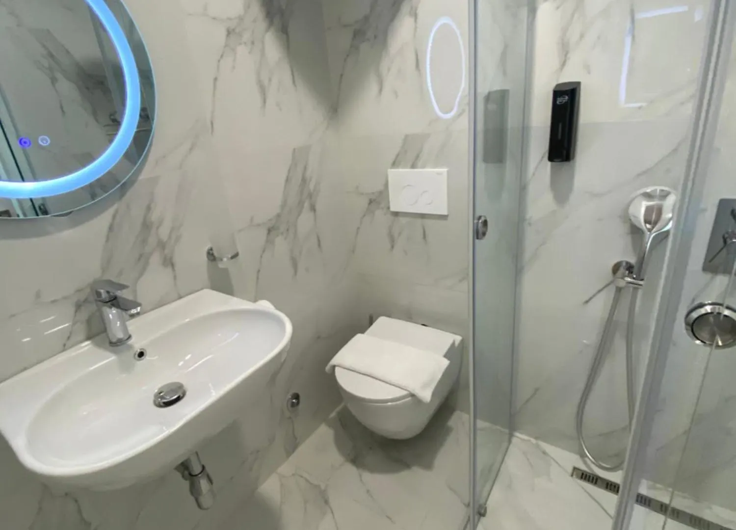 Tirana Hotel Petite Maison Hermes 3*,  Albania