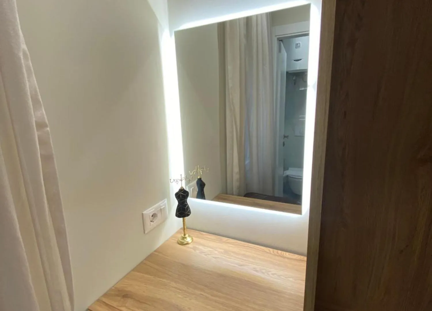 Tirana Hotel Petite Maison Hermes 3*,